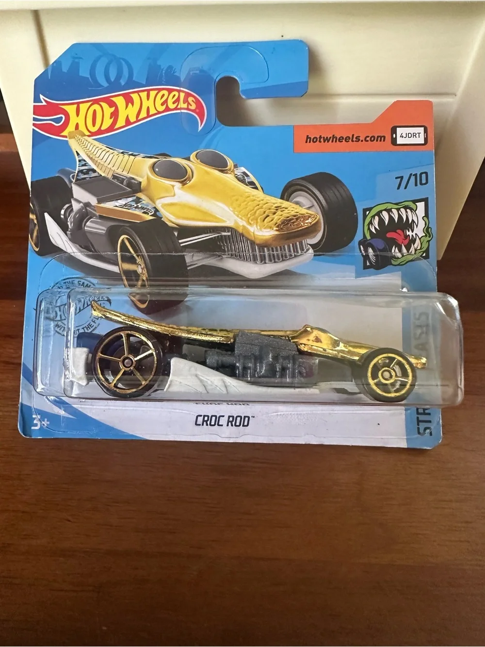 Hot Wheels Cars Lot 7 Bundle & Car Case 6